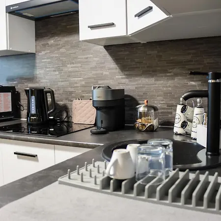 Ospitaria-suite Sant'anastasia Apartamento *