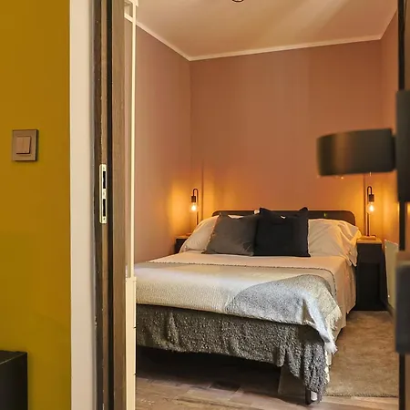 Ospitaria-suite Sant'anastasia Апартаменты *